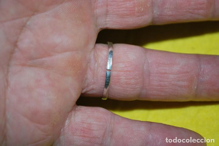 Antig&uuml;edades: Anillo de plata simbolo de Egipto . - Foto 3