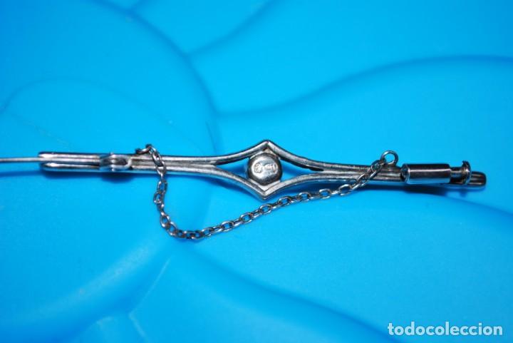 Antig&uuml;edades: Broche de plata antigua . - Foto 3