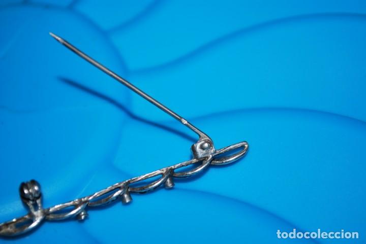 Antig&uuml;edades: Broche de plata con marquesitas antigua . - Foto 2