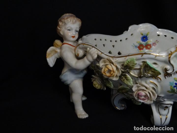 Antigüedades: Gran centro de porcelana. alemana., Volkstedt Rudolstadt Kammer, siglo XIX. - Foto 8 - 294164978