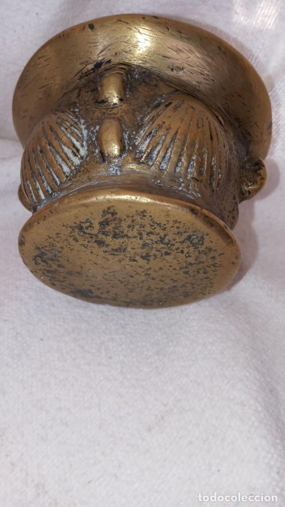 Antig&uuml;edades: Almirez antiguo de bronce S.XVIII - Foto 5