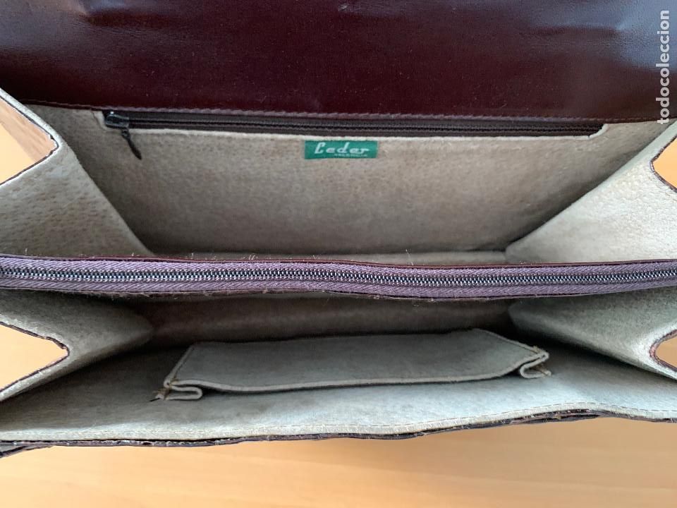 Antig&uuml;edades: Bolso cocodrilo autentico. IMPECABLE - Foto 7