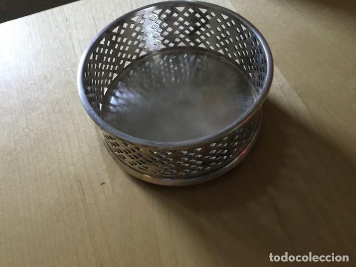 Antig&uuml;edades: BOTELLERO DE METAL PLATEADO. - Foto 1