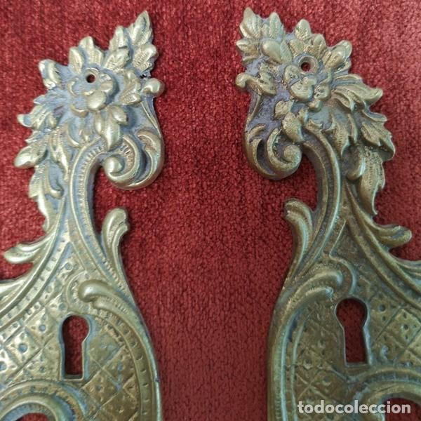 Antig&uuml;edades: Pareja Bocallaves de Bronce - Foto 5