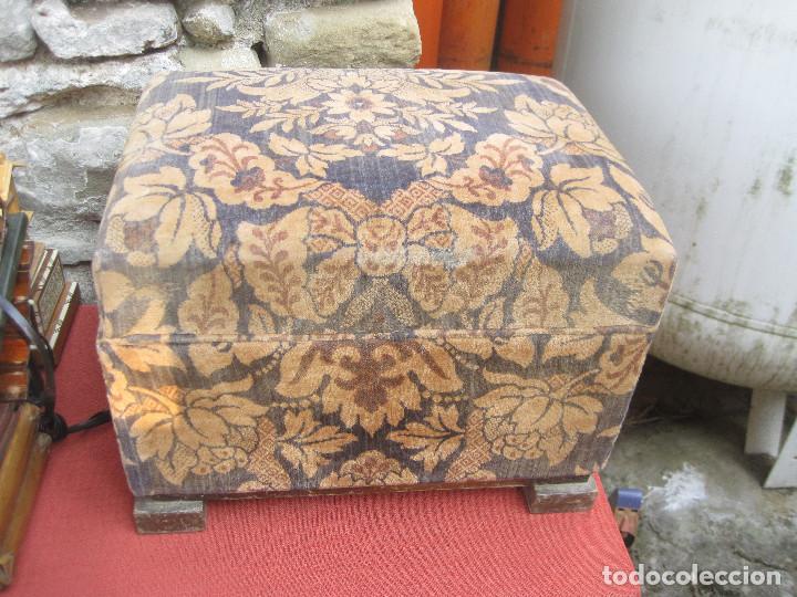 Antigüedades: Bonito cofre, baúl de madera, reposapies, puff - Foto 1 - 294993883