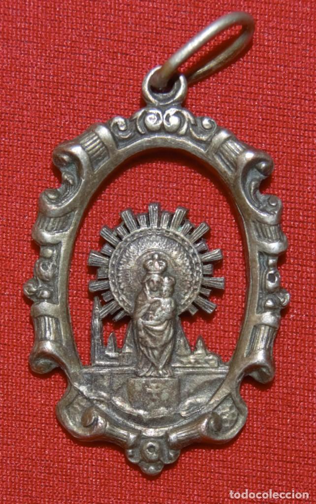 Antig&uuml;edades: Preciosa medalla de la Virgen Del Pilar - Foto 1