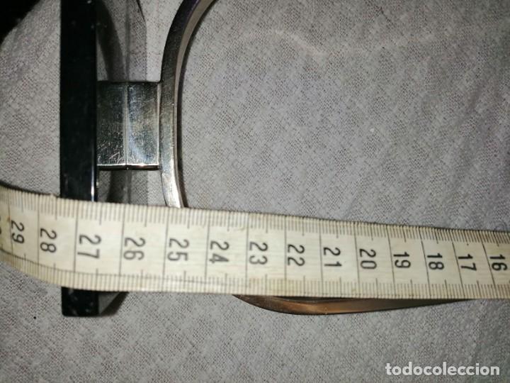 Antig&uuml;edades: Candelabro met&aacute;lico dos velas - Foto 7