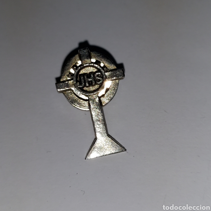Antig&uuml;edades: PIN RELIGIOSO JHS - Foto 1
