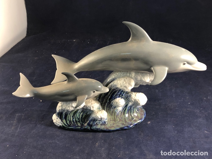 Antig&uuml;edades: Figura Lladr&oacute; Delfines - Foto 1