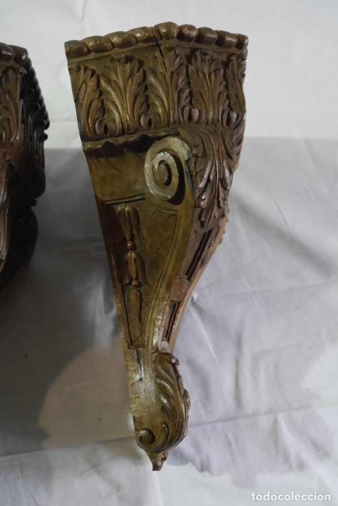Antigüedades: Pareja de ménsulas talladas en madera - Foto 10 - 295583858