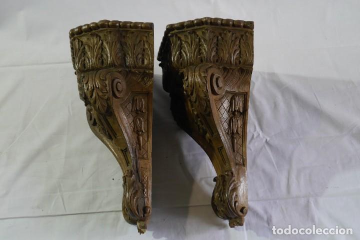 Antigüedades: Pareja de ménsulas talladas en madera - Foto 11 - 295583858