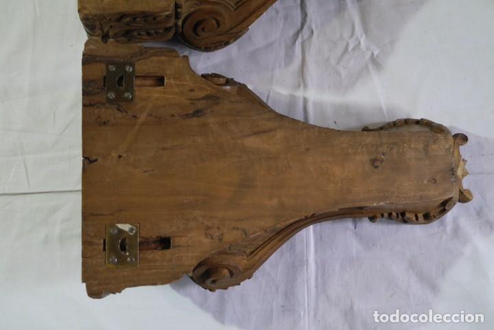 Antigüedades: Pareja de ménsulas talladas en madera - Foto 18 - 295583858