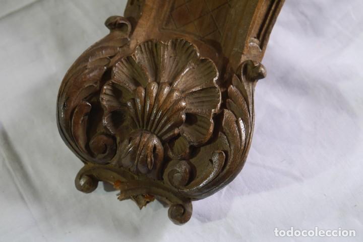 Antigüedades: Pareja de ménsulas talladas en madera - Foto 25 - 295583858