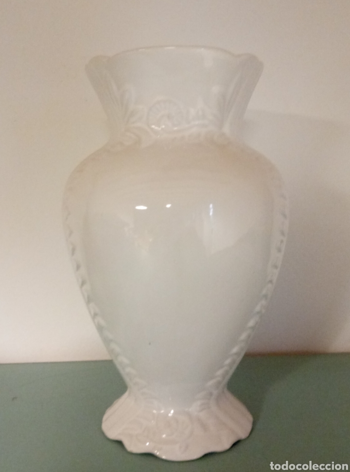 Antig&uuml;edades: Jarr&oacute;n blanco porcelana - Foto 3