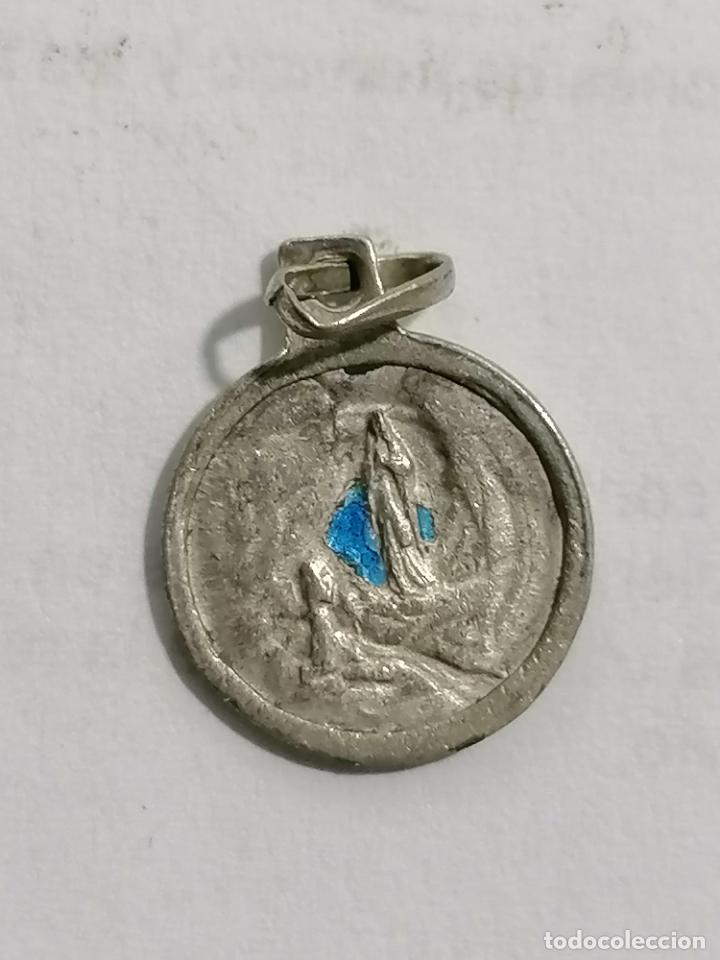 MEDALLA, VIRGEN DE LOURDES, MEDIDA 12 MM (Antigüedades - Religiosas - Medallas Antiguas)