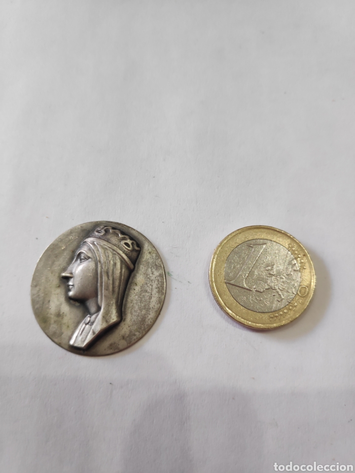 Antig&uuml;edades: Medalla de Montserrat - Foto 2