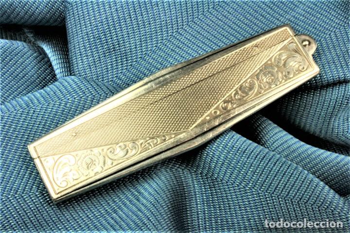Antig&uuml;edades: Peine plata y celuloide. S.XX. Silver and celluloid comb. - Foto 1