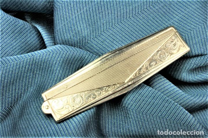 Antig&uuml;edades: Peine plata y celuloide. S.XX. Silver and celluloid comb. - Foto 4