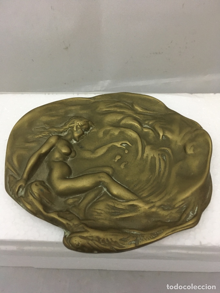 Antig&uuml;edades: BANDEJA METAL MODERNISTA - Foto 1