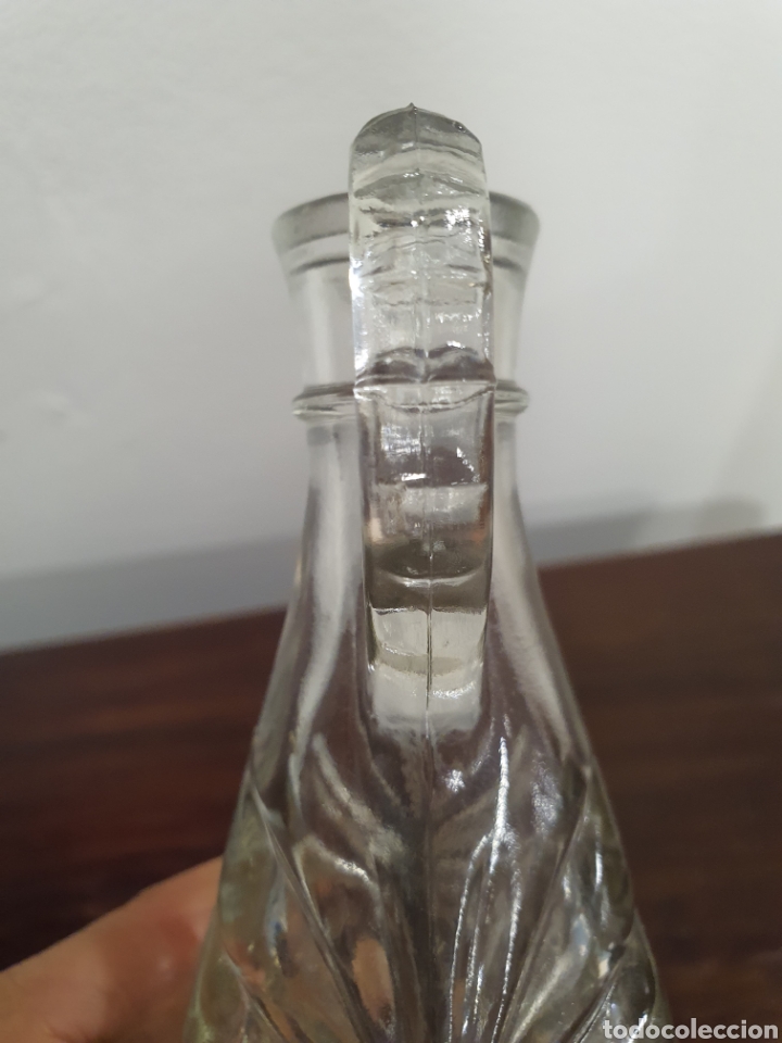 Antig&uuml;edades: Bonito jarron de cristal tallado - Foto 2