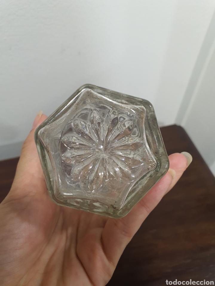 Antig&uuml;edades: Bonito jarron de cristal tallado - Foto 4