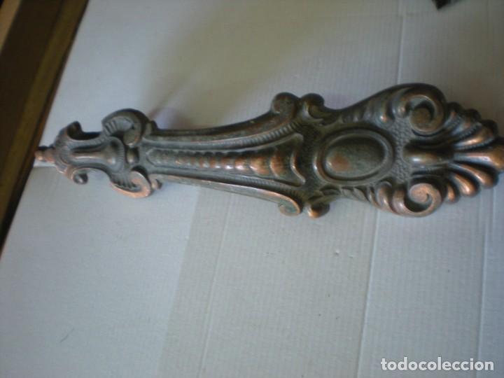 Antiques: 1 TIRADORES DE PUERTA CON RELIEVE 32x7cm