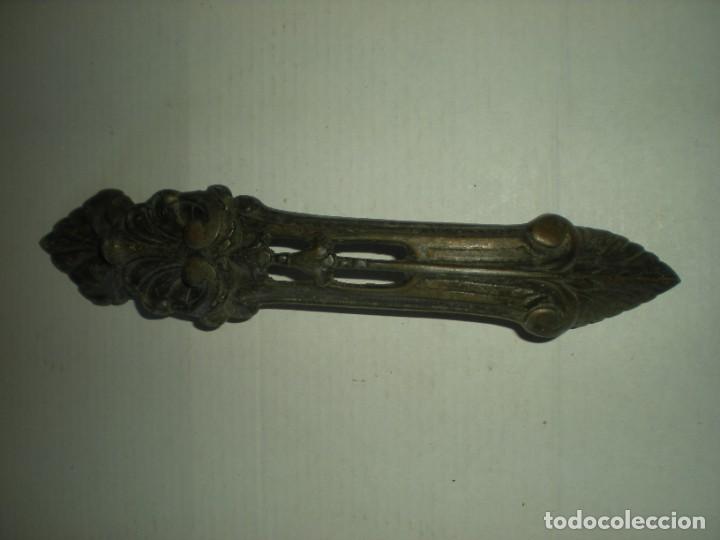 Antiques: 1 TIRADORES DE PUERTA CON RELIEVE 20x4cm