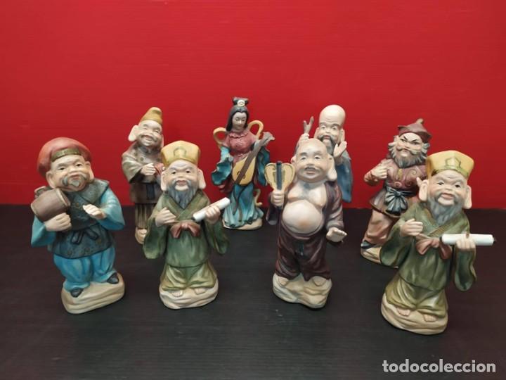 Antig&uuml;edades: 7 dioses de la fortuna de porcelana sabios chinos. Figuras de porcelana cer&aacute;mica biscuit