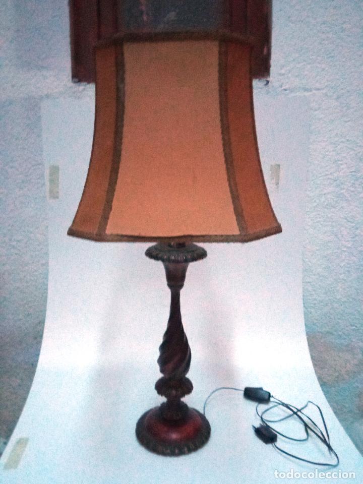 Antig&uuml;edades: Lampara sobremesa pie de madera - Foto 16