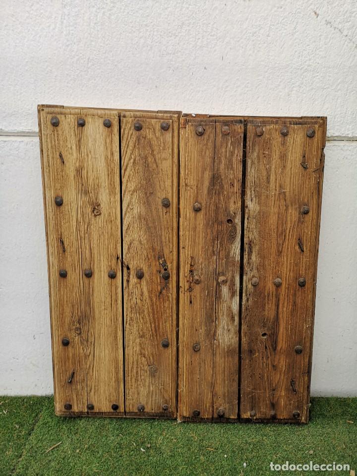 Oggetti Antichi: Puerta o postigo de clavos
