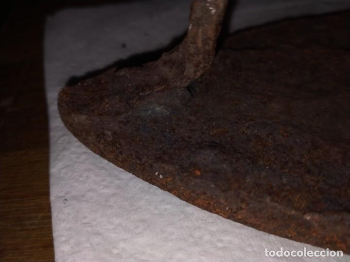 Antig&uuml;edades: ANTIGUA PLANCHA DE HIERRO FORJA - Foto 9