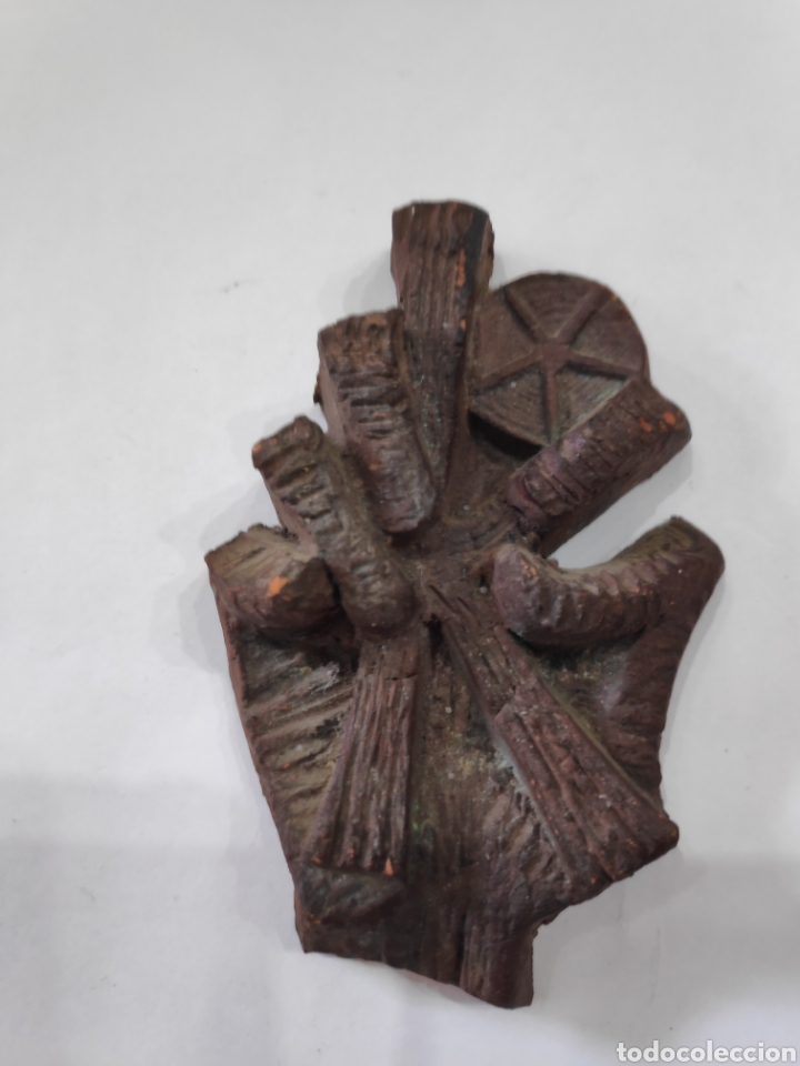 Antiques: Relieve de terracota
