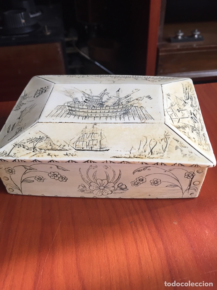 Antig&uuml;edades: Caja pintada - Foto 5
