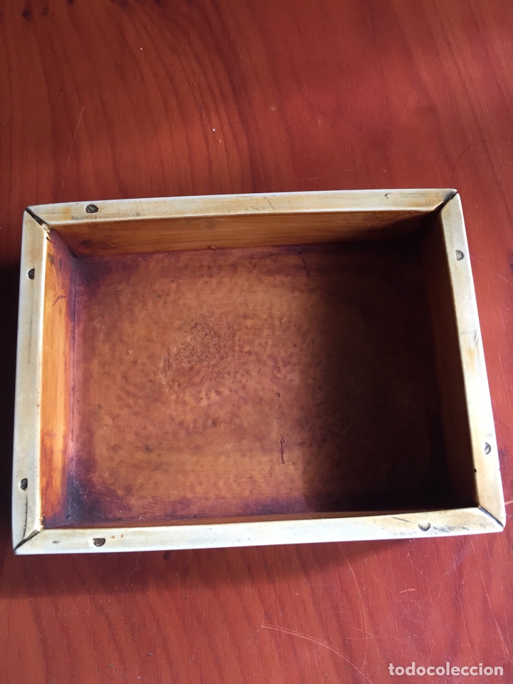 Antig&uuml;edades: Caja pintada - Foto 8