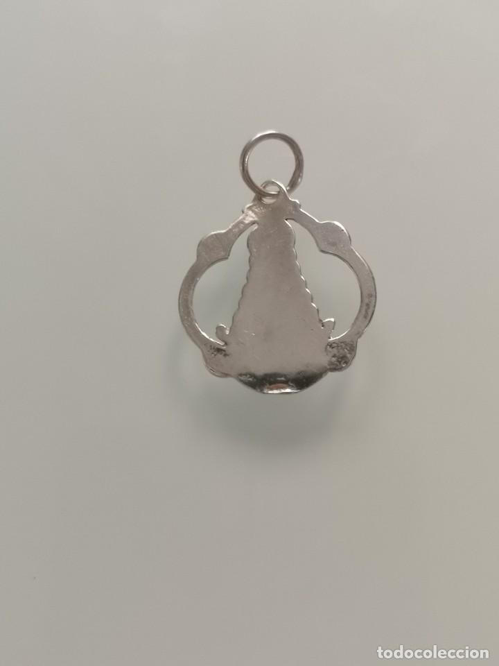 Antig&uuml;edades: MEDALLA DE PLATA VIRGEN DEL ROC&Iacute;O - Foto 2