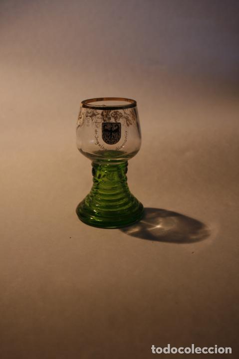 Oggetti Antichi: ANTIGUA COPA CRISTAL DE LICOR SERIGRAFIADA INGELHEIM ALEMANIA 8 CMS