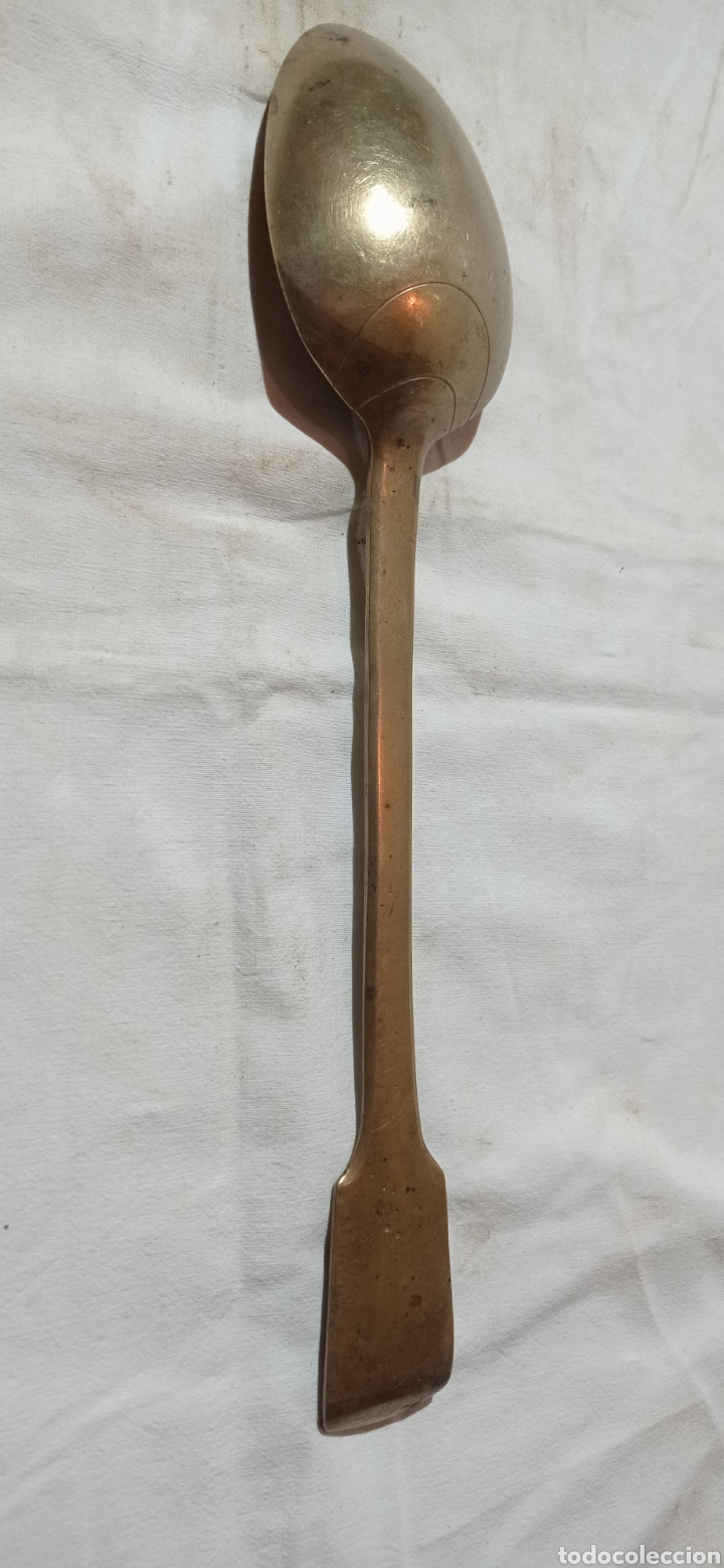 Antig&uuml;edades: Antigua cuchara grande de bronce. - Foto 4