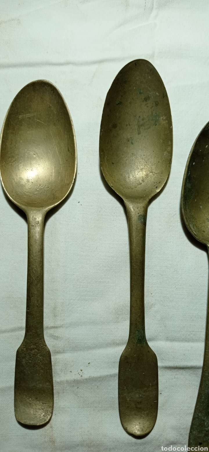 Antig&uuml;edades: 4 Antiguas cucharas de bronce. - Foto 2