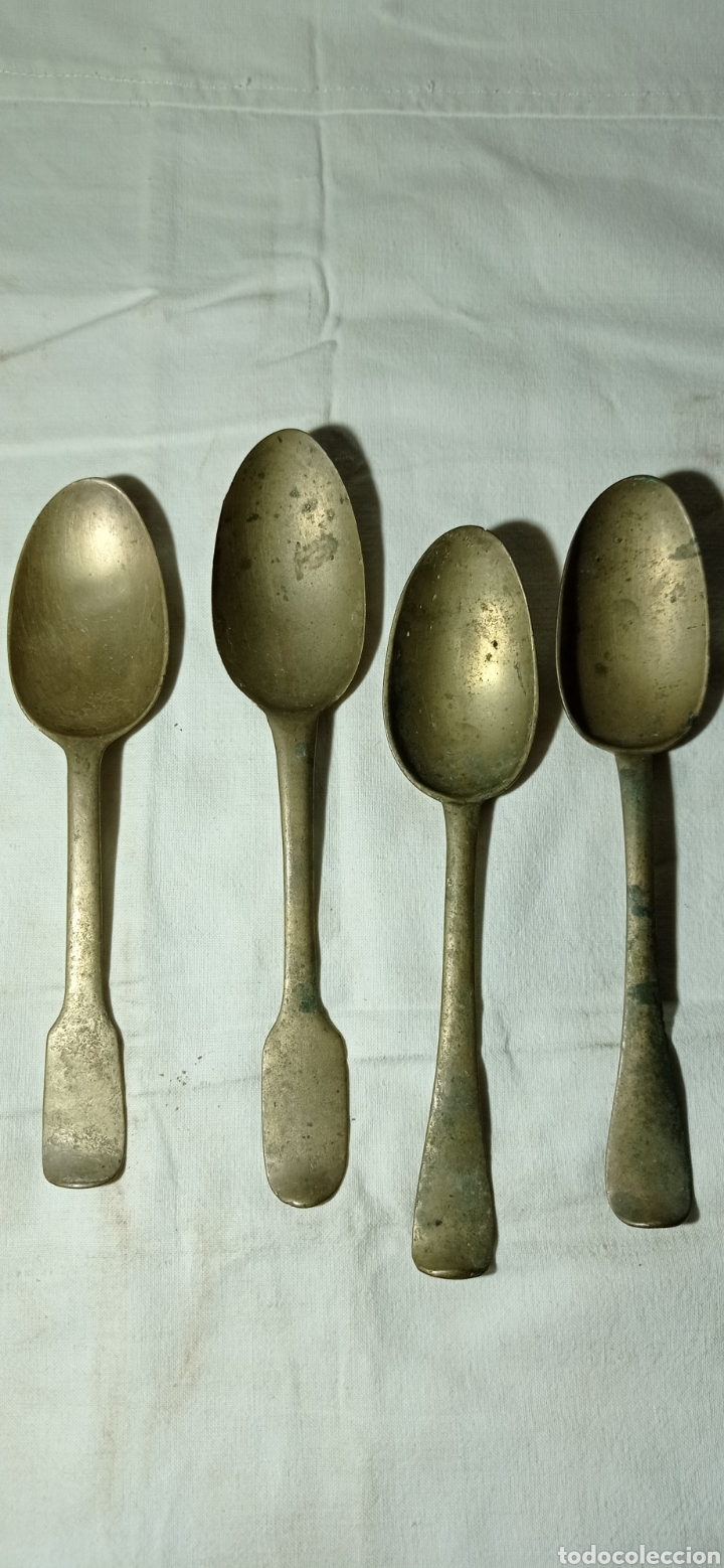 Antig&uuml;edades: 4 Antiguas cucharas de bronce. - Foto 1