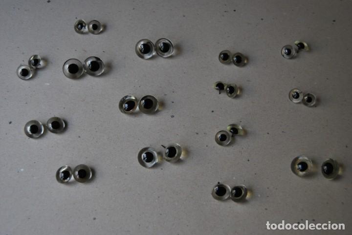 Oggetti Antichi: QUINCE PARES DE OJOS DE CRISTAL CON PUPILA NEGRA - TAXIDERMIA - REDONDOS - DIFERENTES TAMA&Ntilde;OS
