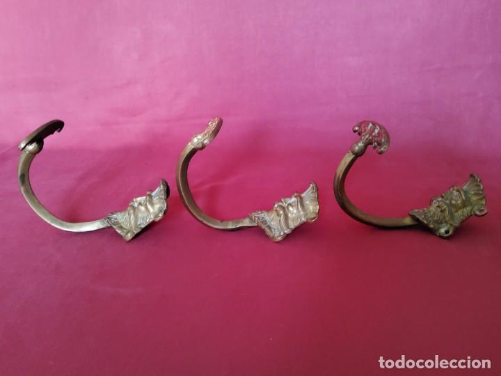 Antig&uuml;edades: 3 PERCHAS ANTIGUAS DE LAT&Oacute;N - Foto 7