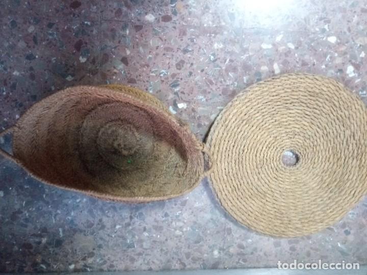 Antig&uuml;edades: Cesto de esparto - Foto 1