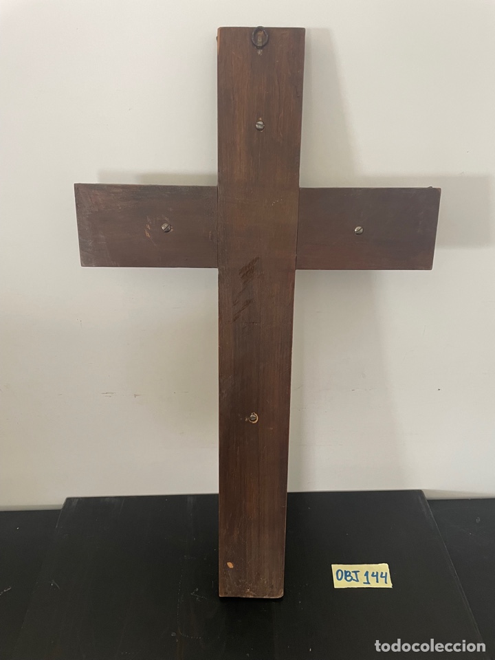 Antig&uuml;edades: Crucifijo antiguo lat&oacute;n y madera - Foto 3
