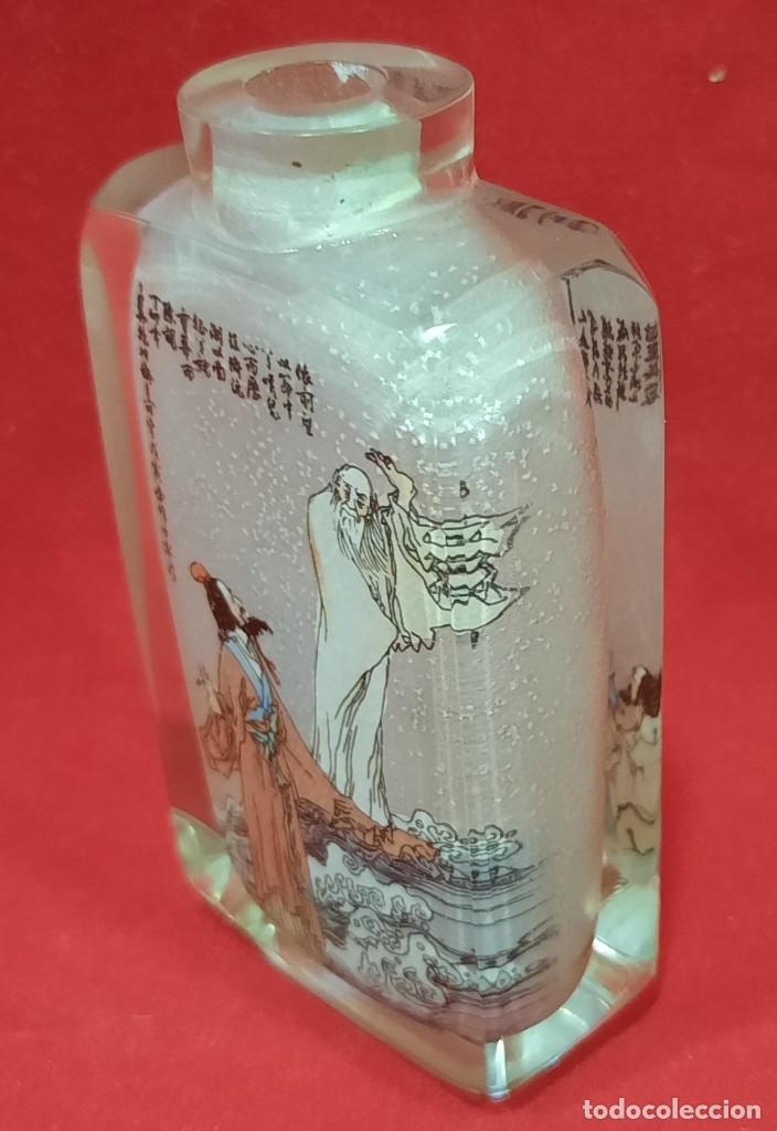 Antig&uuml;edades: PEQUE&Ntilde;A BOTELLA CHINA PARA RAPE - Foto 2