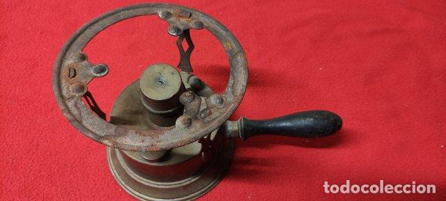 Antig&uuml;edades: ANTIGUO QUEMADOR DE ALCOHOL - Foto 1