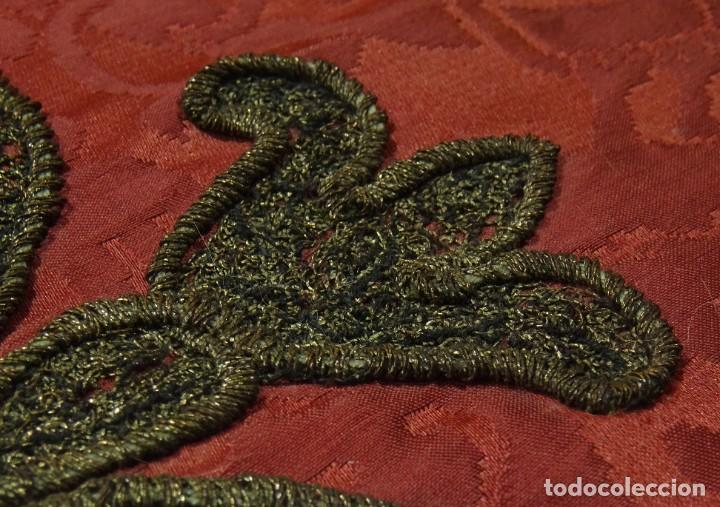 Antig&uuml;edades: 3 Bordados con Hilo de Oro - Foto 4