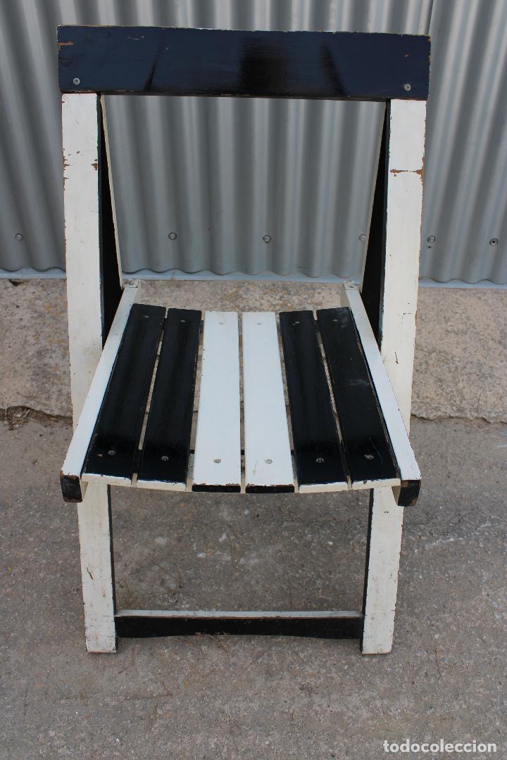 Antig&uuml;edades: silla de madera plegable - Foto 3