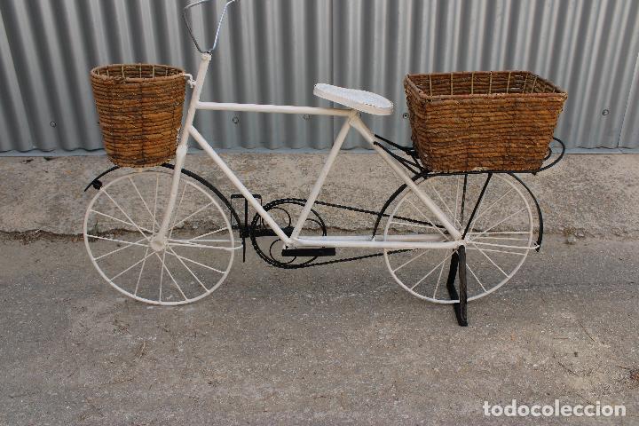 Antig&uuml;edades: macetero jardinera bicicleta - Foto 1