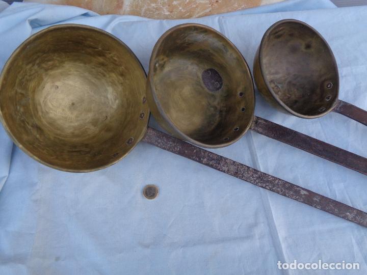 Antig&uuml;edades: TRES CAZOS S. XIX - Foto 1