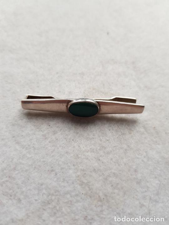 Antig&uuml;edades: PASADOR DE CORBATA DE PLATA CON PIEDRA V5 - Foto 2